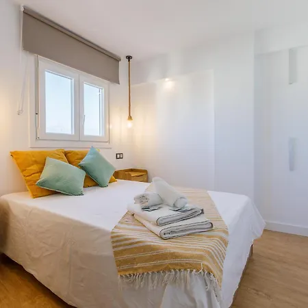 A&n Mediterranea Balcony Apartment
